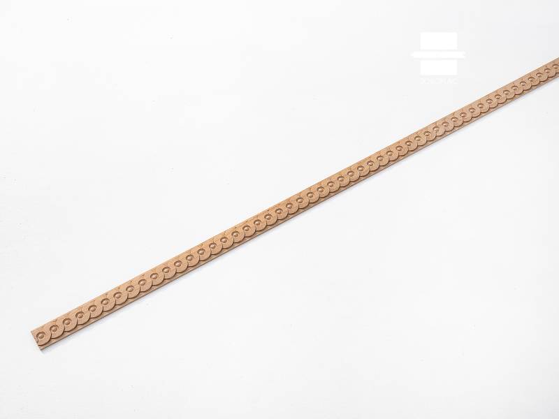 Baguette d'ornement MARAIS 26 de notre gamme Opéra, disponible chez nos partenaires à Marseille